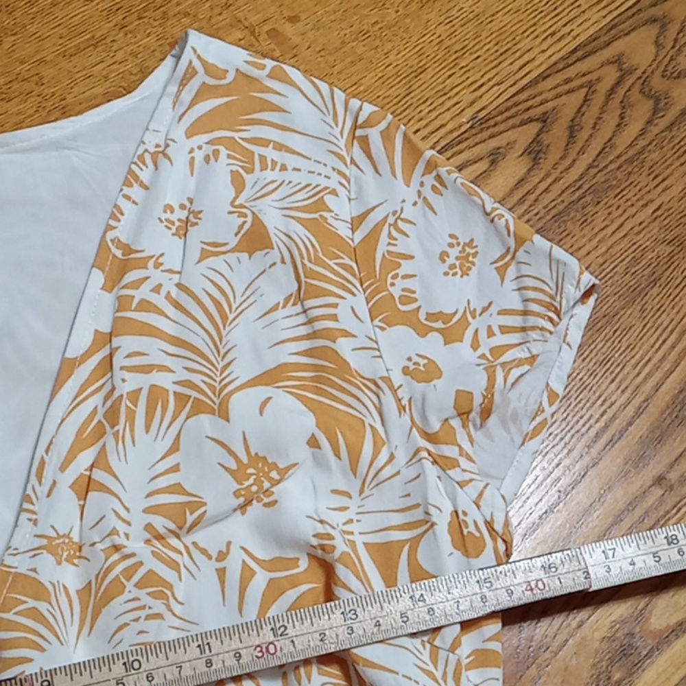 L SPACE Womens WRAP S / P Dress Used Preowned Summer Spring Floral Short Sleeves - Picture 5 of 9